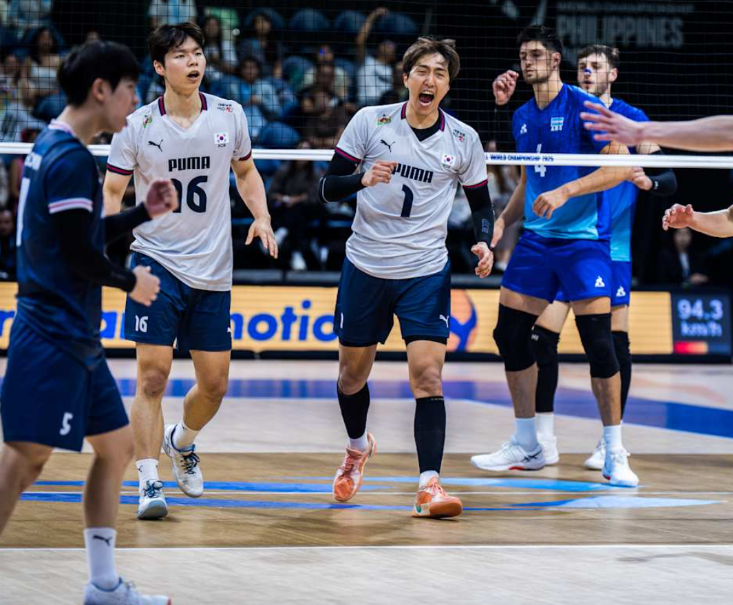 吞下二连败, 锦赛, jpg 吞下二连败, 锦赛, jpg