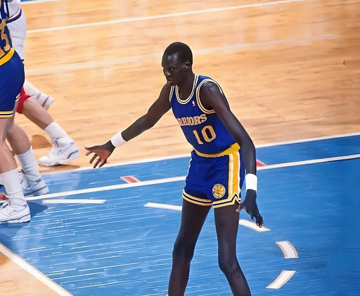 波尔迎来职, 篮板 波尔迎来职, 篮板